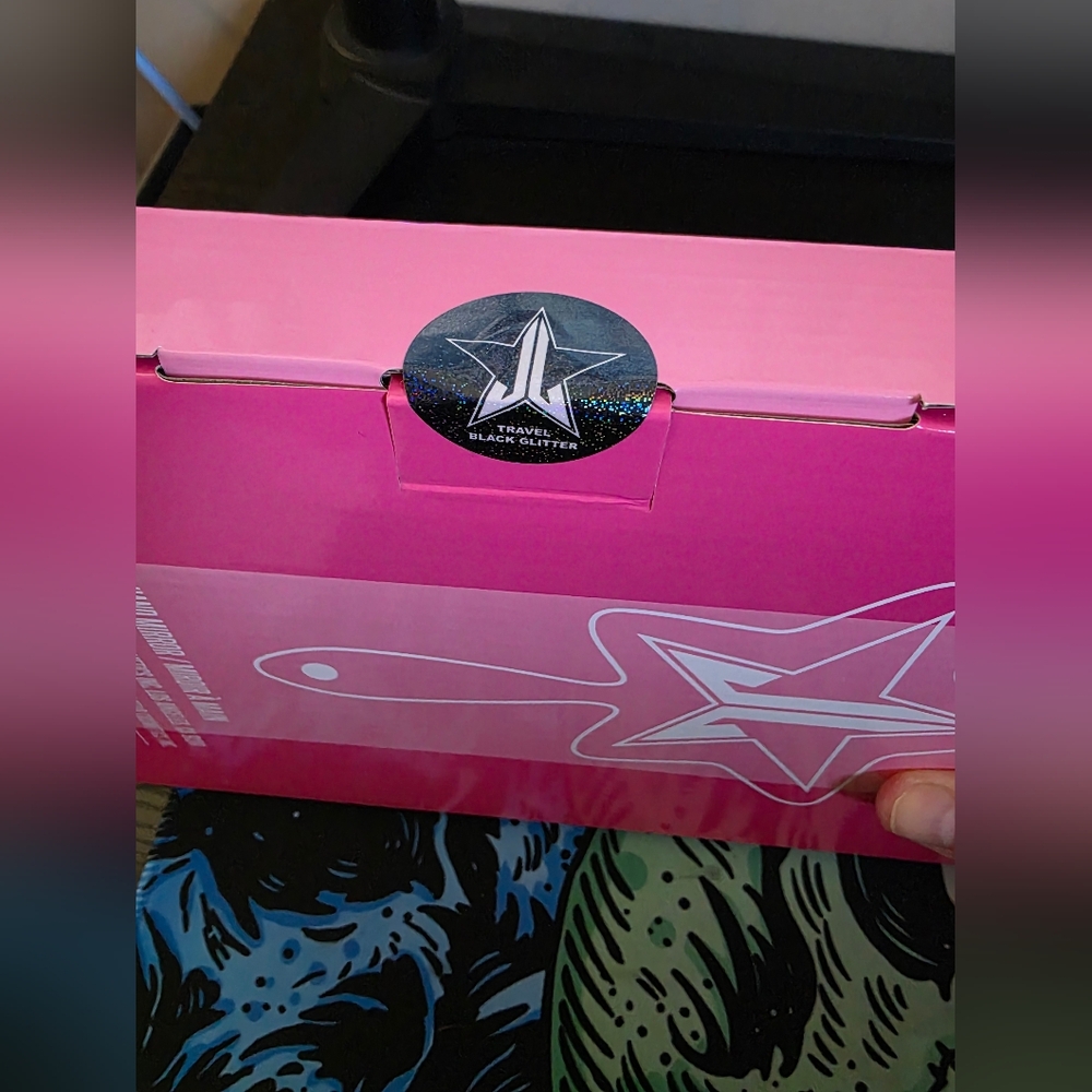 J* Black Glitter Travel Hand Mirror - Picture 3 of 3